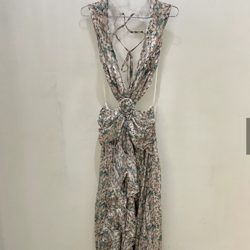 FLORAL PRINT SLEEVE-LESS RUFFLE MAXI DRESS - Picture 5 of 5
